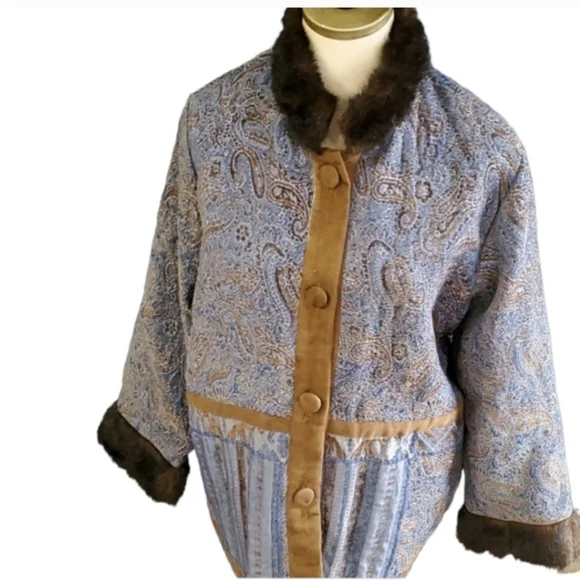 Isabella's Journey signature collection women' blue button down jacket s… - Picture 17 of 17